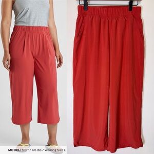 Title Nine Slaycation Cropped Pants Coral Size XS Pockets Athleisure Resortcore